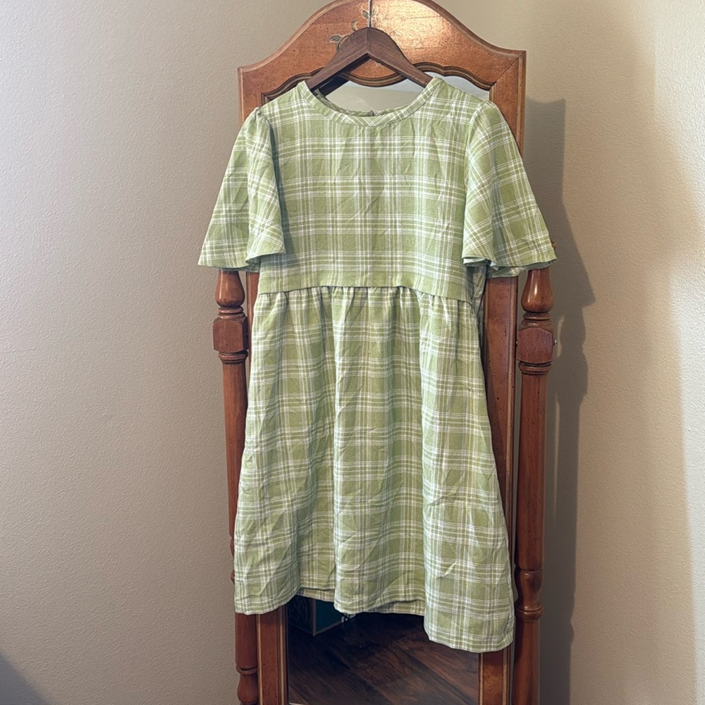 Women’s nursing friendly dress